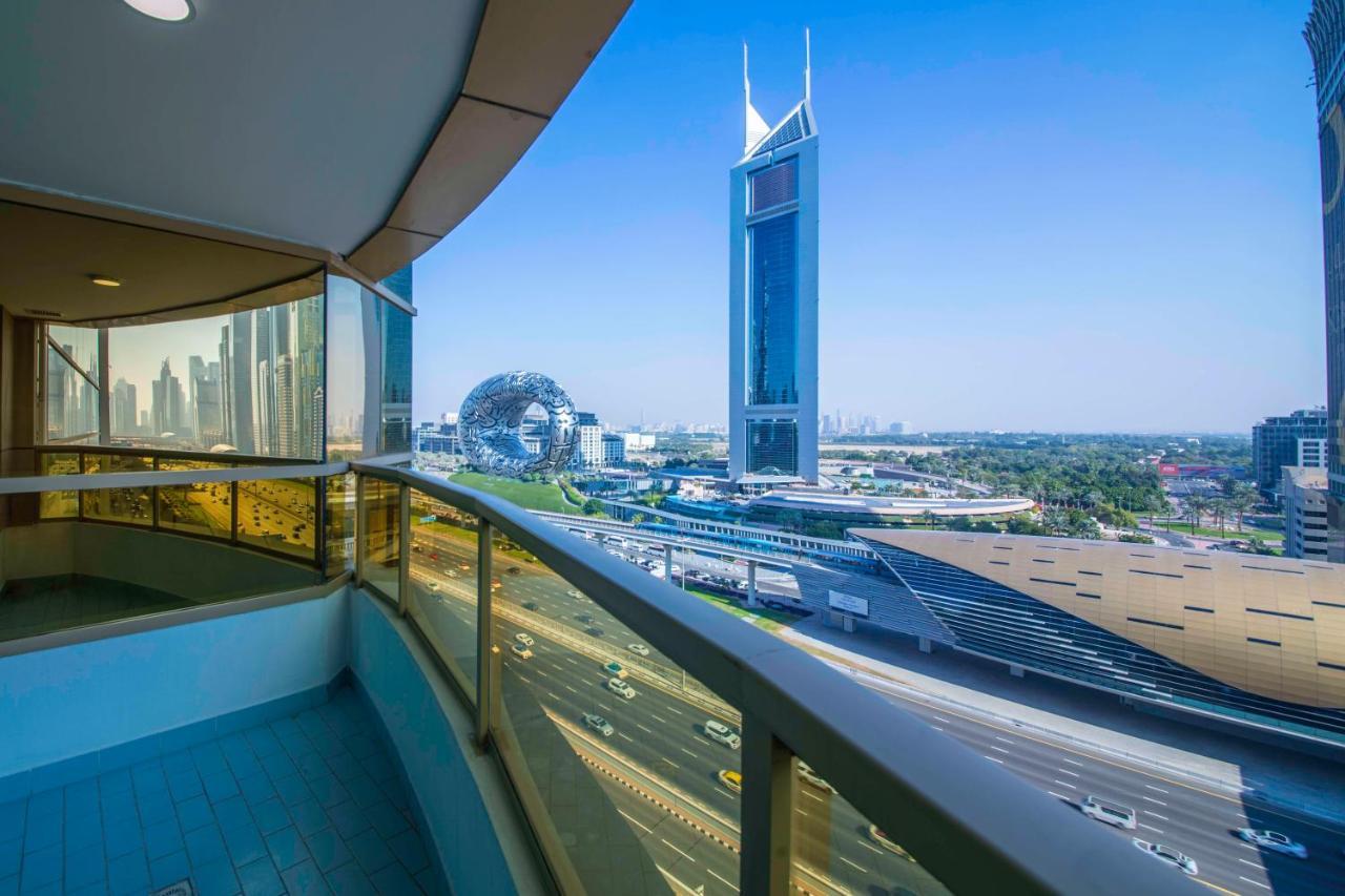 Апартаменты Maison Privee - Millennium Executive Tower Дубай Экстерьер фото
